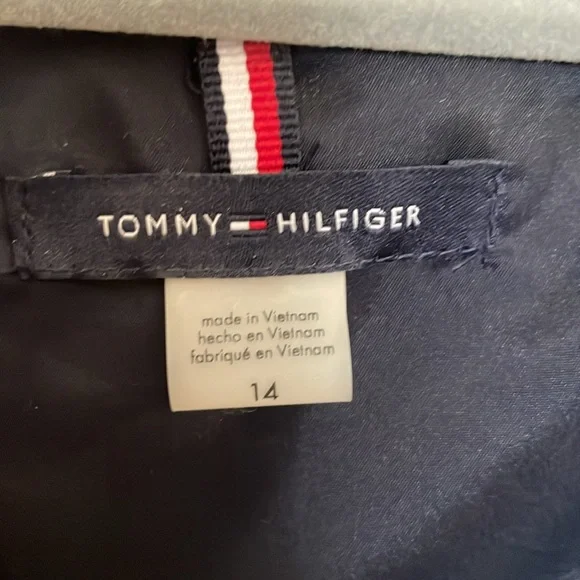 Tommy Hilfiger Navy Blazer with White Trim and Branded Buttons! Size 14 - Picture 7 of 17